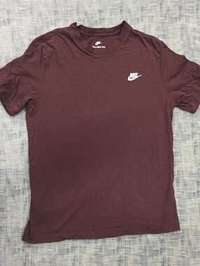 Nike Men's Burgundy Crew Tee with White Logo